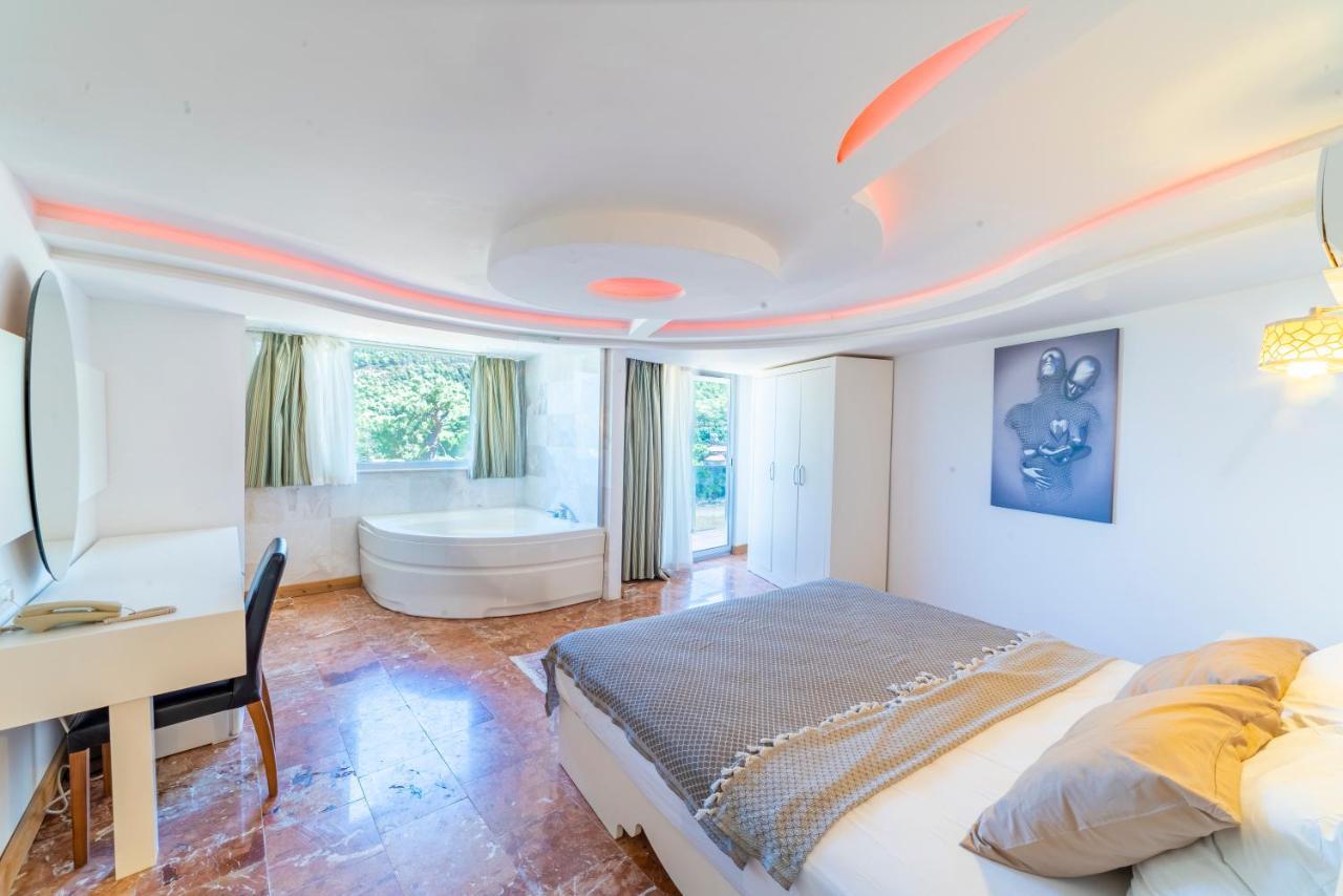 Adrasan Beach Club Hotel อันตัลยา ภายนอก รูปภาพ
